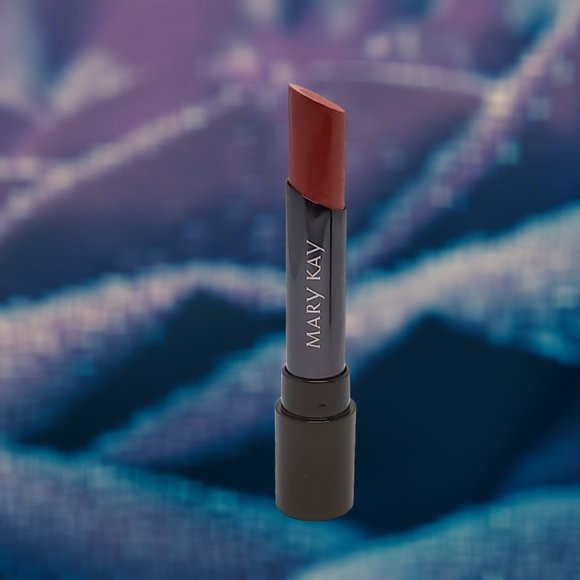 Casual Rose Supreme Hydrating Lipstick - Mary Kay - Picture 5 of 6